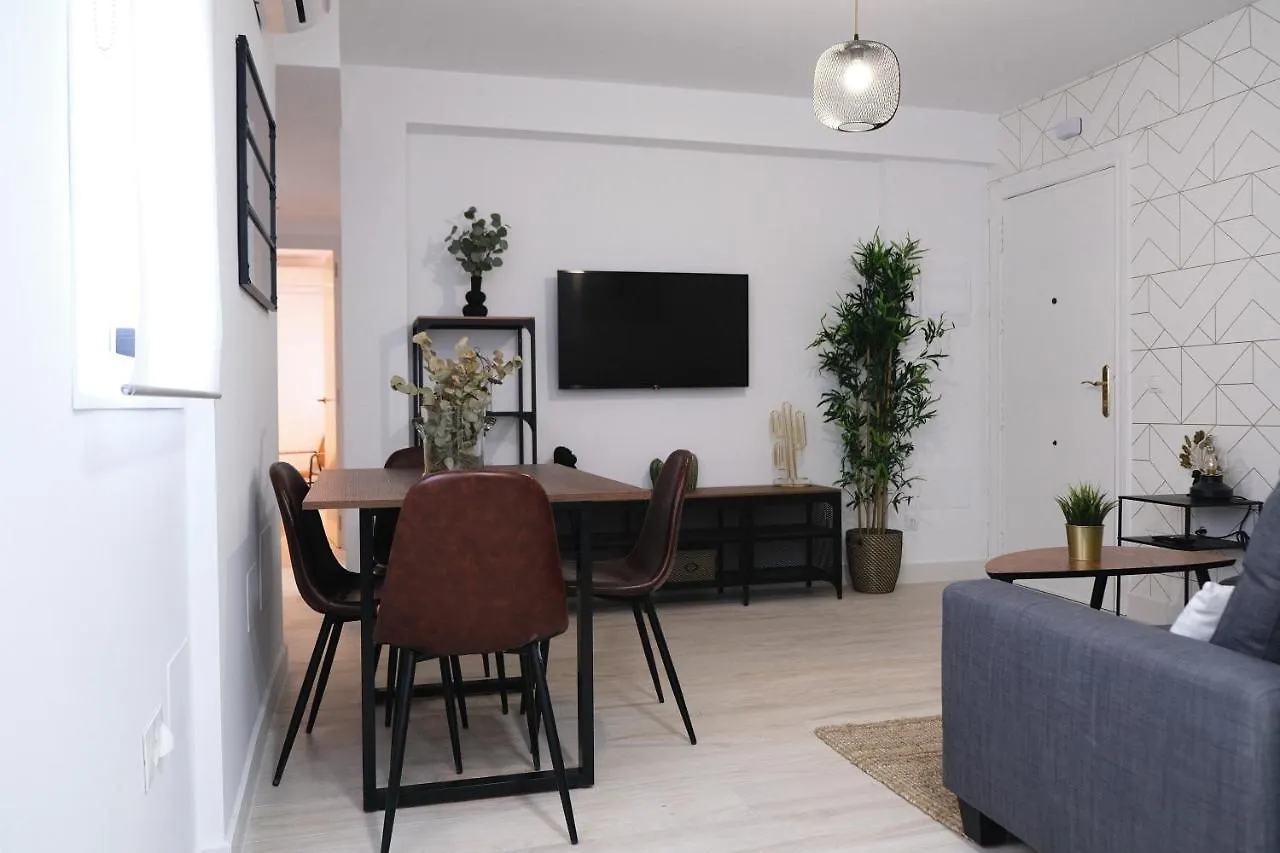 Cute Central Apartment Málaga 0*,