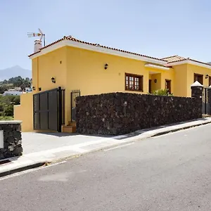 https://casa-coln-vistas-a-el-teide.in-canary-islands.com
